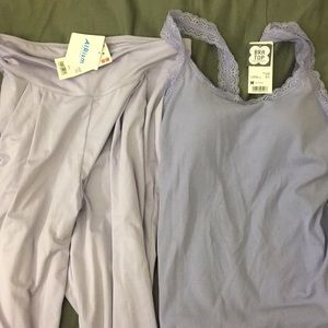 NWT 💕 Uniqlo Pajama Set